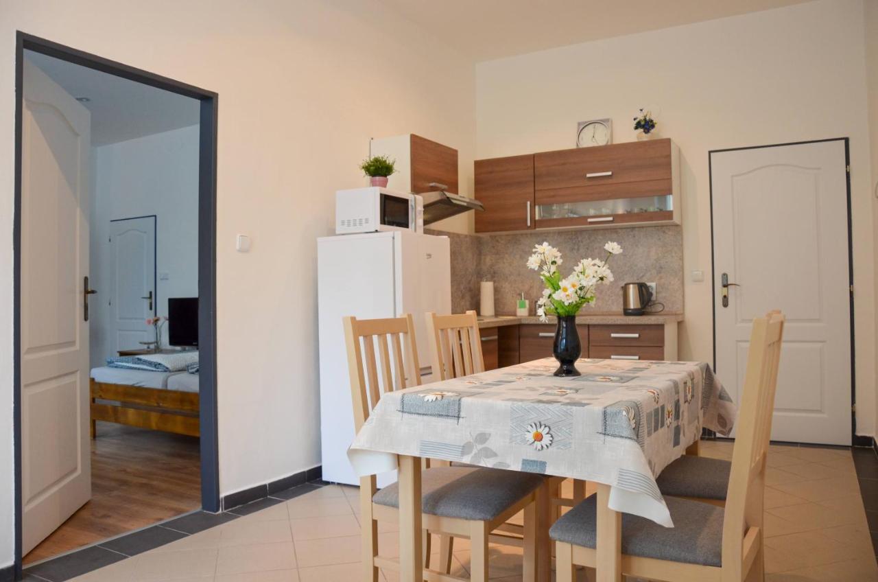 Apartman Kampelicka Rataje nad Sázavou Exteriör bild